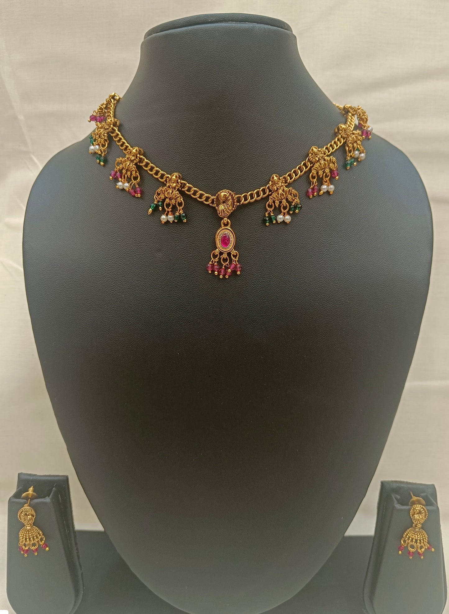🌟 Antique Gold-Plated Charm Necklace Set with Multi-Color Beads 🌟