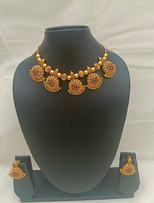 ✨ Antique Kemp Stone Necklace Set ✨