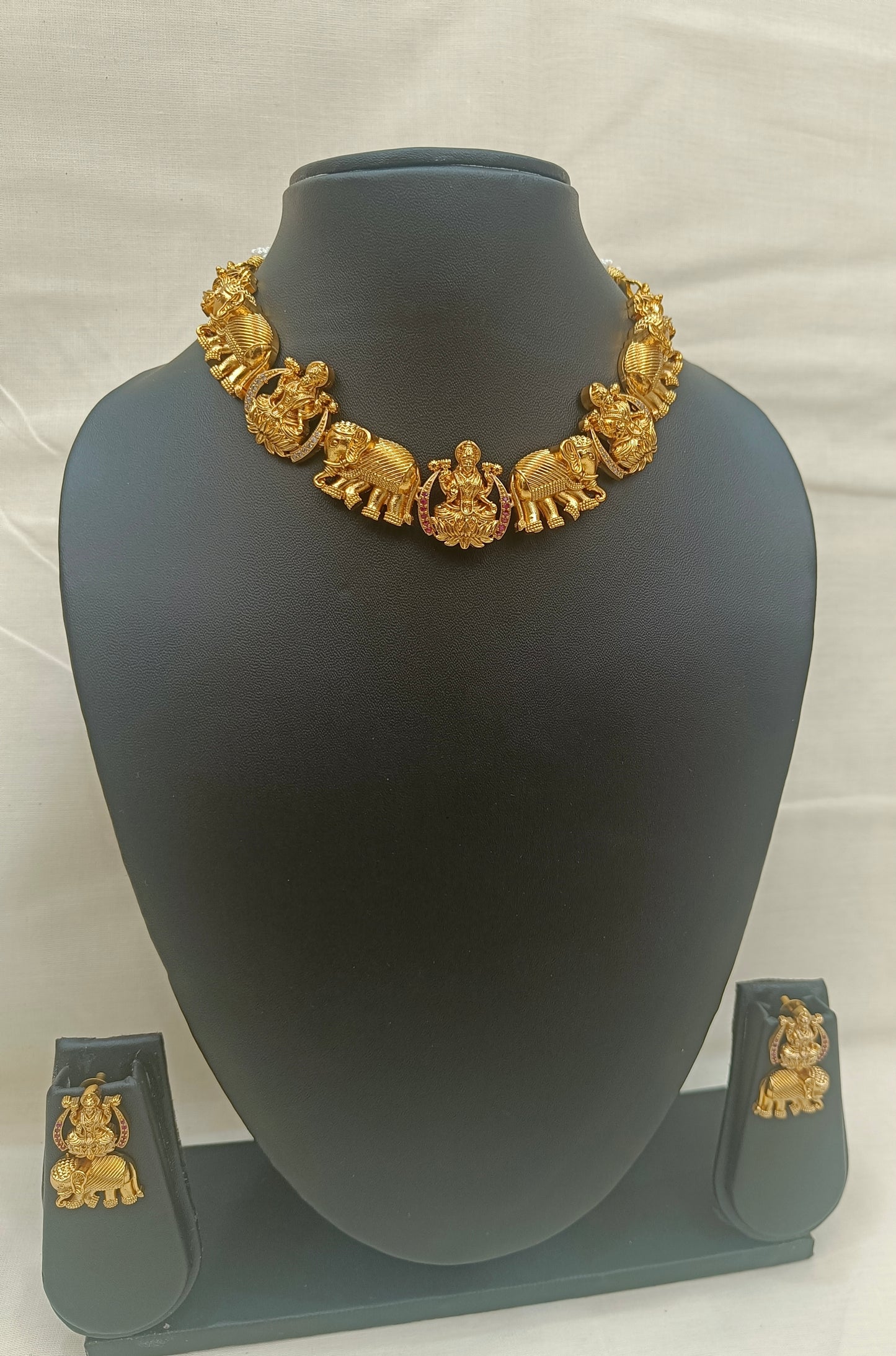 ✨ Lakshmi & Elephant Choker Necklace Set ✨