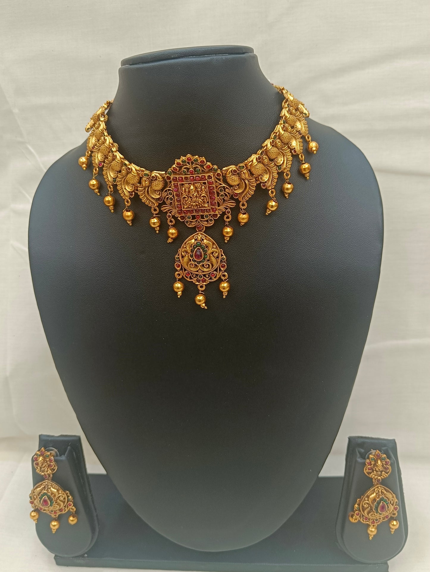 “Traditional Temple Choker Set with Ruby Stone & Gold Beads”