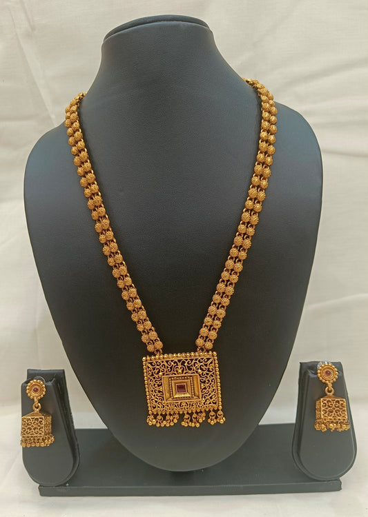 ✨ Antique Gold Long Necklace Set with Square Pendant & Jhumka Earrings ✨