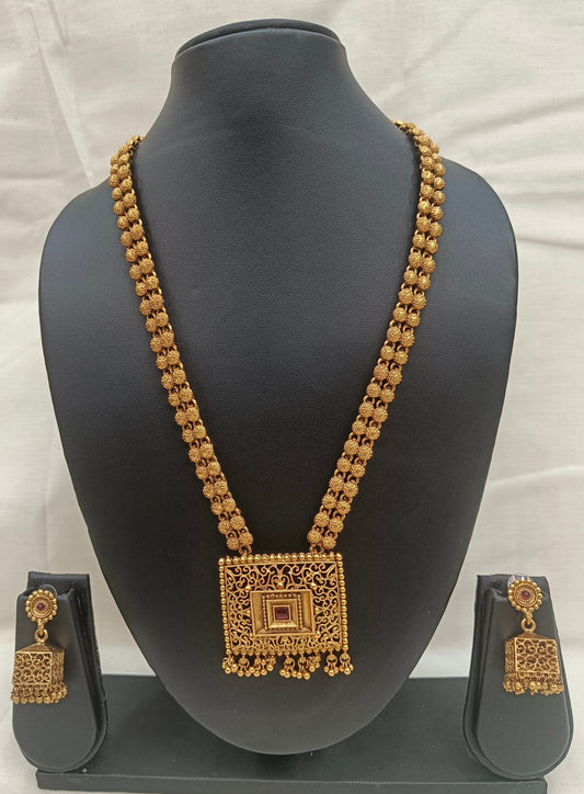✨ Antique Gold Long Necklace Set with Square Pendant & Jhumka Earrings ✨