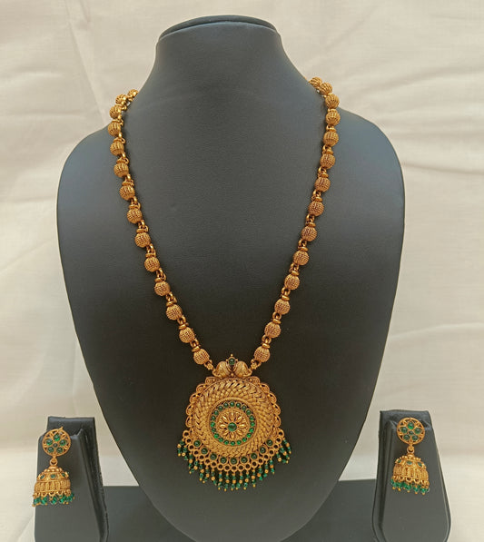 ✨ Antique Gold Lakshmi Pendant Necklace Set with Green Bead Detailing ✨