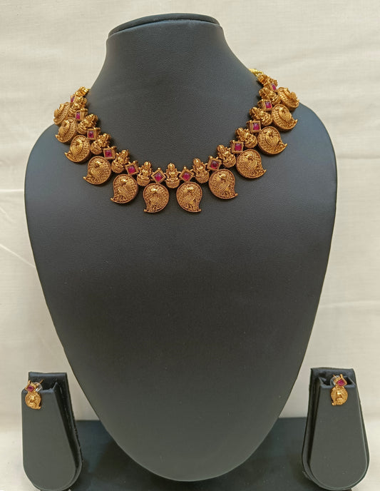 ✨ Antique Gold Temple Coin Necklace Set with Ruby Stone Accents ✨